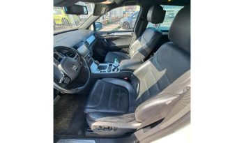 Volkswagen Touareg 3.0 TDI full