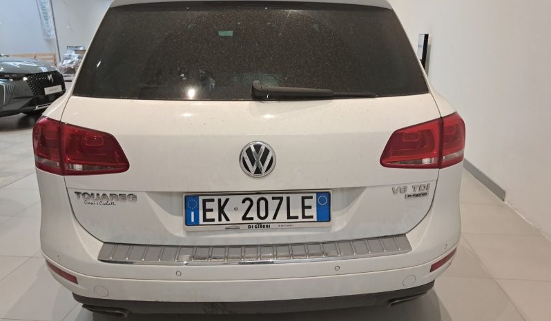 Volkswagen Touareg 3.0 TDI full