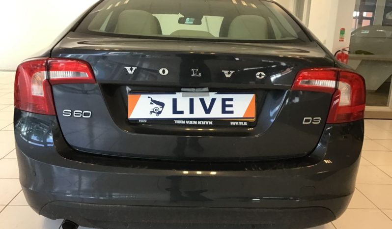 Volvo S 60 2.0 D3 Momentum full