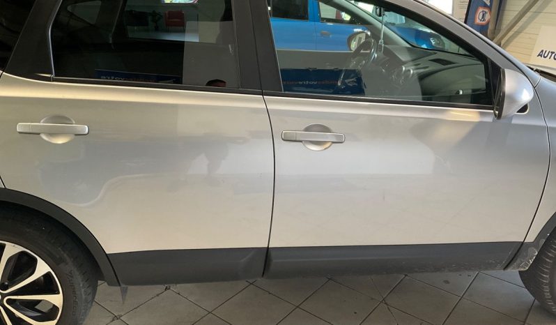 Nissan Qashqai 1.5 Turbodiesel Connect Edition full