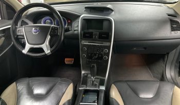 Volvo XC60 2.4D DRIVe R-Design full