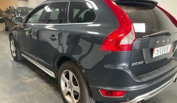 Volvo XC60 2.4D DRIVe R-Design full