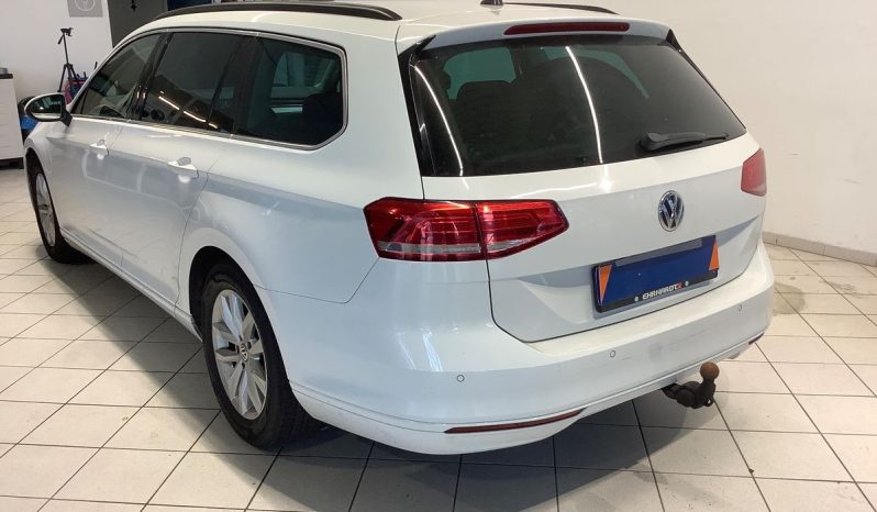 Volkswagen Passat 2.0 TDI Comfortline BlueMotion full