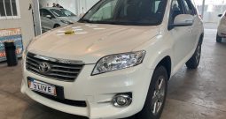 Toyota RAV 4 2.2 D-4D Crossport Lounge