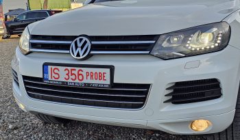 Volkswagen Touareg 3.0 TDI full