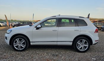 Volkswagen Touareg 3.0 TDI full