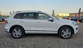 Volkswagen Touareg 3.0 TDI full