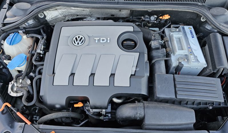 Volkswagen Jetta 1.6 TDI full