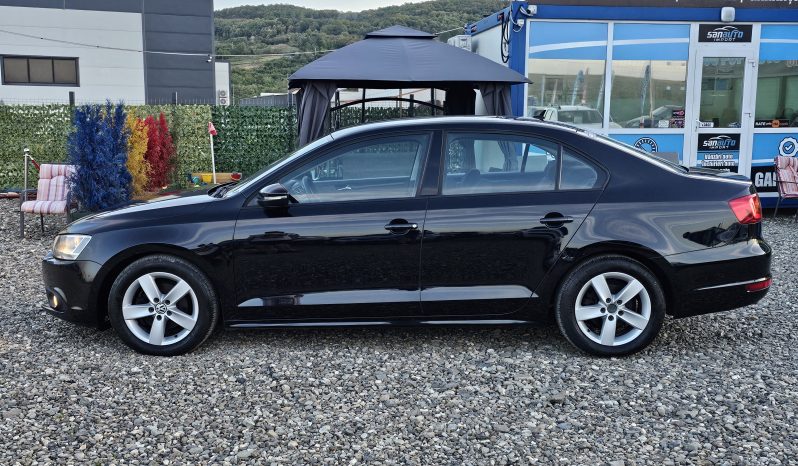 Volkswagen Jetta 1.6 TDI full