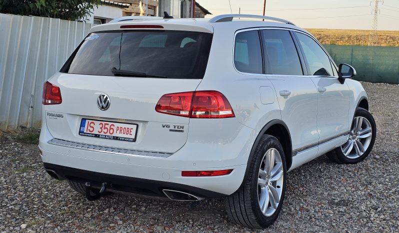 Volkswagen Touareg 3.0 TDI full