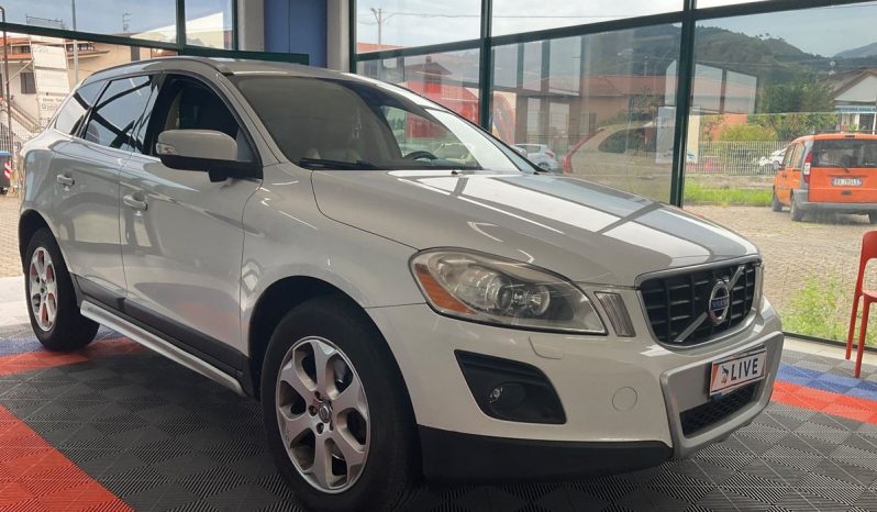 Volvo XC60 2.4 D5 Summum AWD full