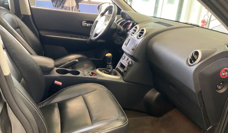 Nissan Qashqai 1.6 dCi Tekna full