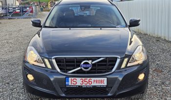 Volvo XC60 2.4 D5 Momentum AWD full