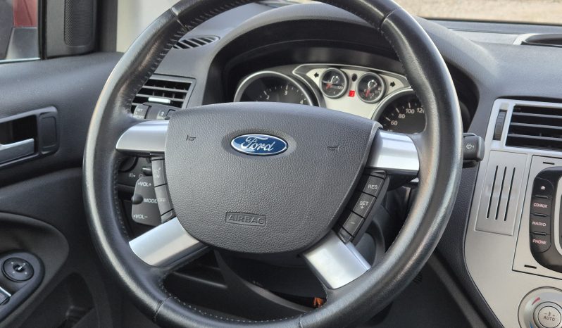 Ford Kuga 2.0 TDCi Titanium full