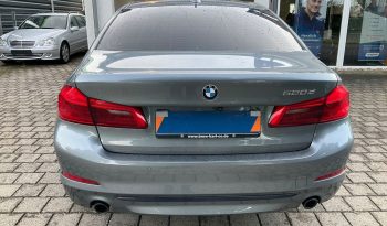 BMW 5er 520d Sport Line full