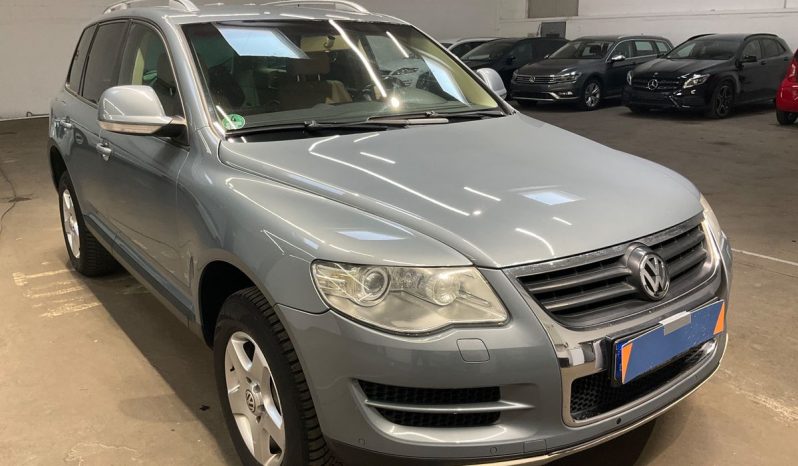 Volkswagen Touareg 3.0 V6 TDI full