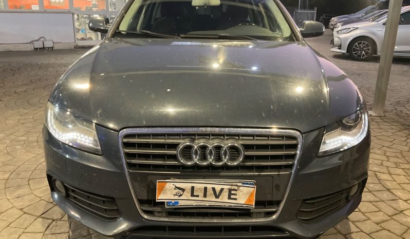 Audi A4 2.0 TDI full