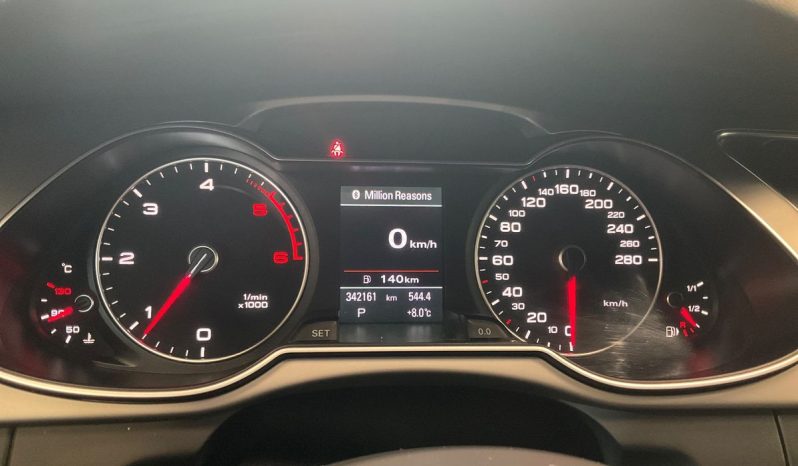 Audi A4 2.0 TDI Attraction full