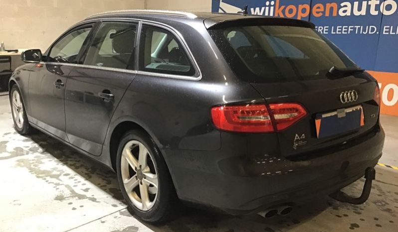 Audi A4 2.0 TDI full