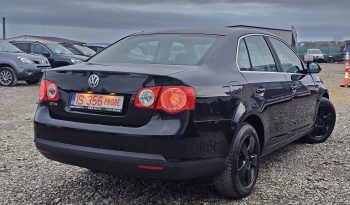 Volkswagen Jetta 1.6 Comfortline full