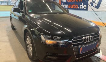 Audi A4 2.0 TDI Attraction full