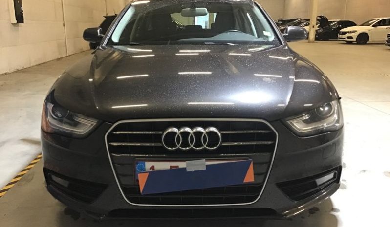 Audi A4 2.0 TDI full