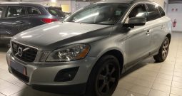 Volvo XC60 2.4 D5 Momentum AWD