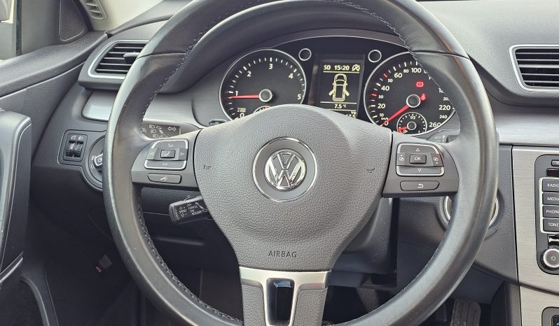 Volkswagen Passat 2.0 TDI Comfortline BlueMotion full