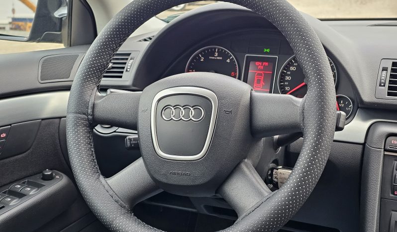 Audi A4 2.0 TDI full