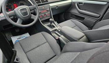 Audi A4 2.0 TDI full