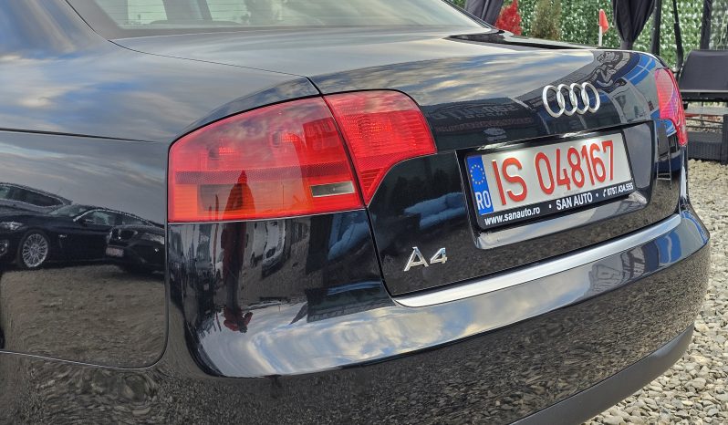 Audi A4 2.0 TDI full