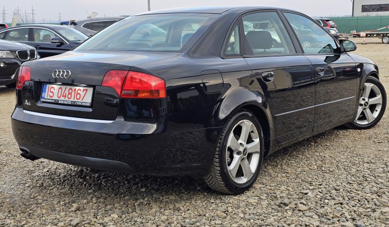 Audi A4 2.0 TDI full