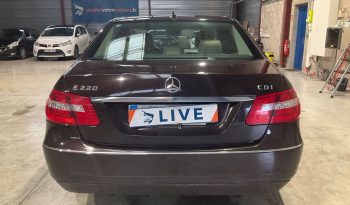 Mercedes-Benz E-Klasse E 220 CDI BlueEfficiency Avantgarde full